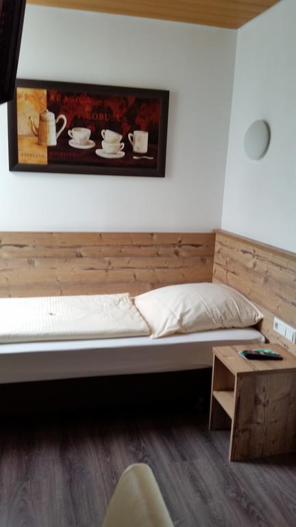 Hotel Alte Krone Tuebingen Phòng bức ảnh