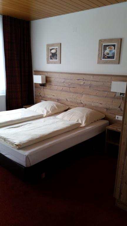 Hotel Alte Krone Tuebingen Phòng bức ảnh